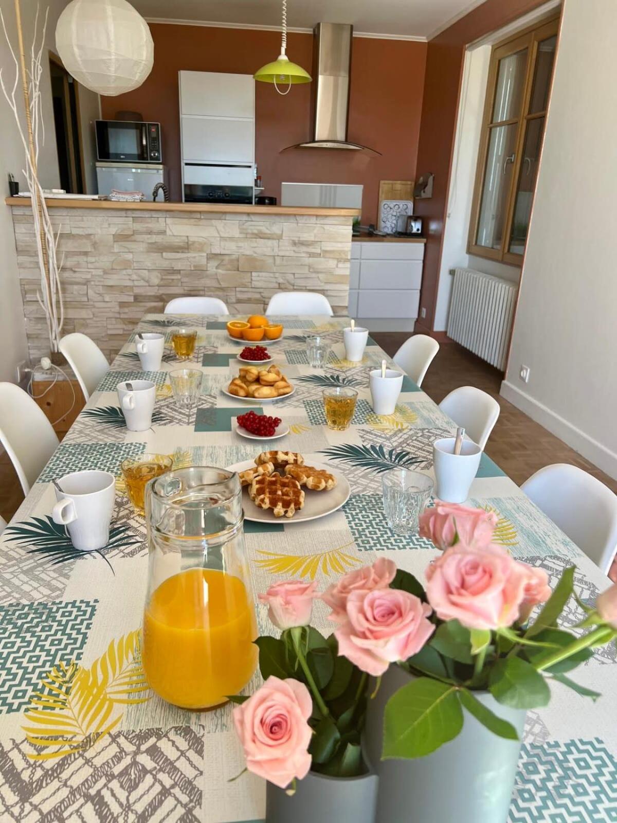 Villa La Baronnie - 11 Pers - Proche Brive -Jardin Ussac Εξωτερικό φωτογραφία
